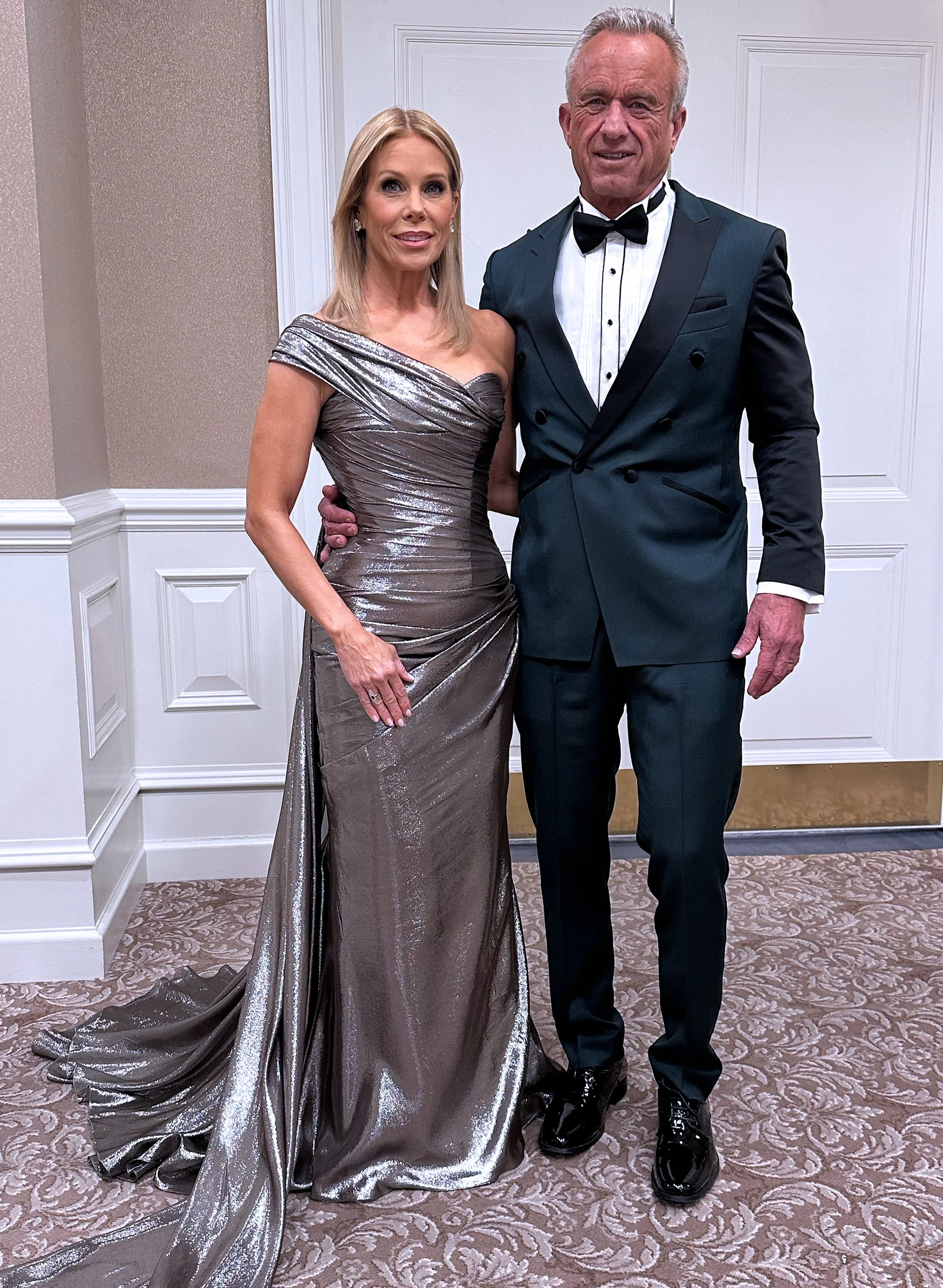 Cheryl Hines Goes Platinum in Romona Keveza's Metallic Gown as